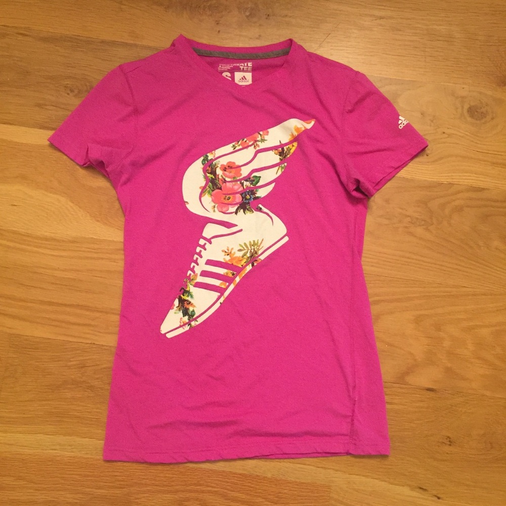 Adidas t-shirt adult small